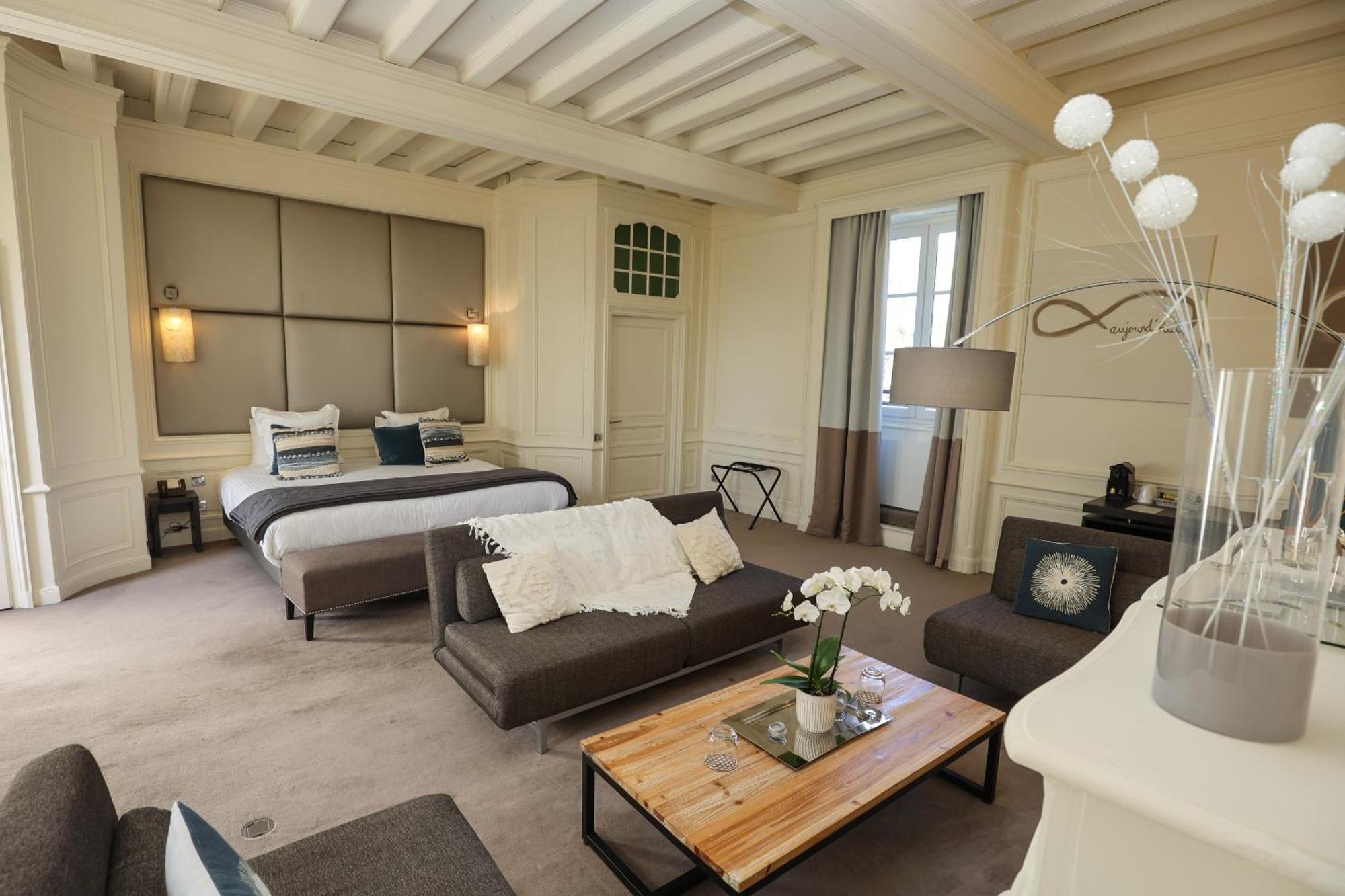 Hotel Chateau De Lacan ブリーブ・ラ ・ガイヤルド エクステリア 写真