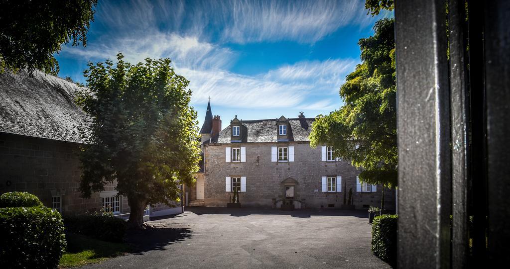 Hotel Chateau De Lacan ブリーブ・ラ ・ガイヤルド エクステリア 写真